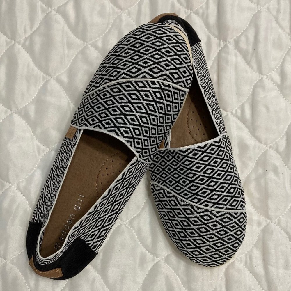 Madden Girl Flats